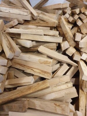 img_7413 (30 cm /- 3 stères) Bois de chauffage (Chêne) sur palette